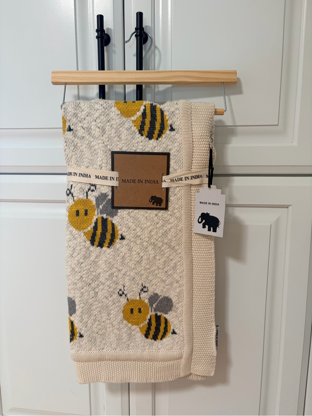 Bee nursery baby blanket